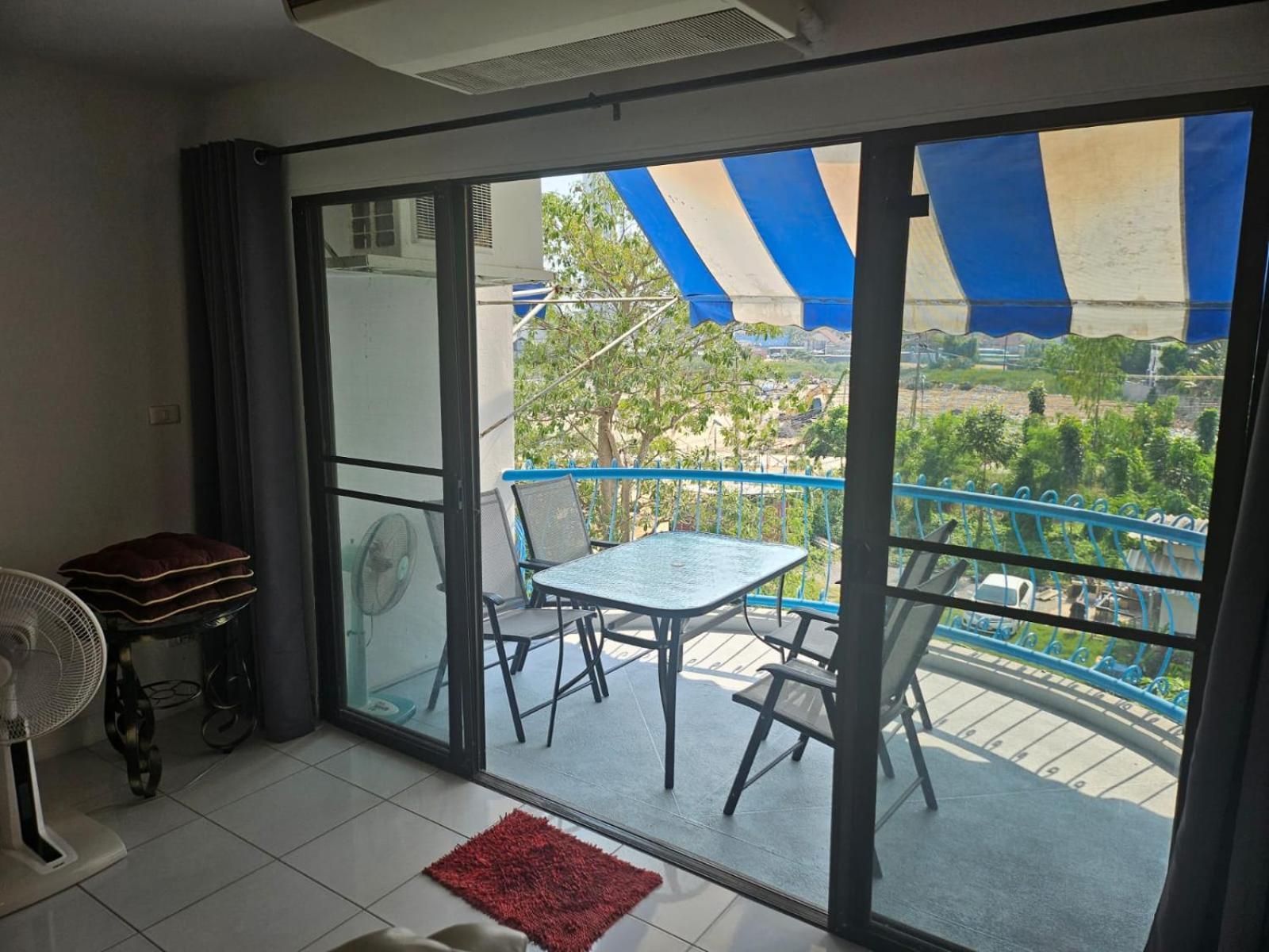 Villa Germania Jomtien Beach Buitenkant foto